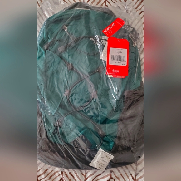 NWT THE NORTH FACE Borealis Backpack - Picture 3 of 7